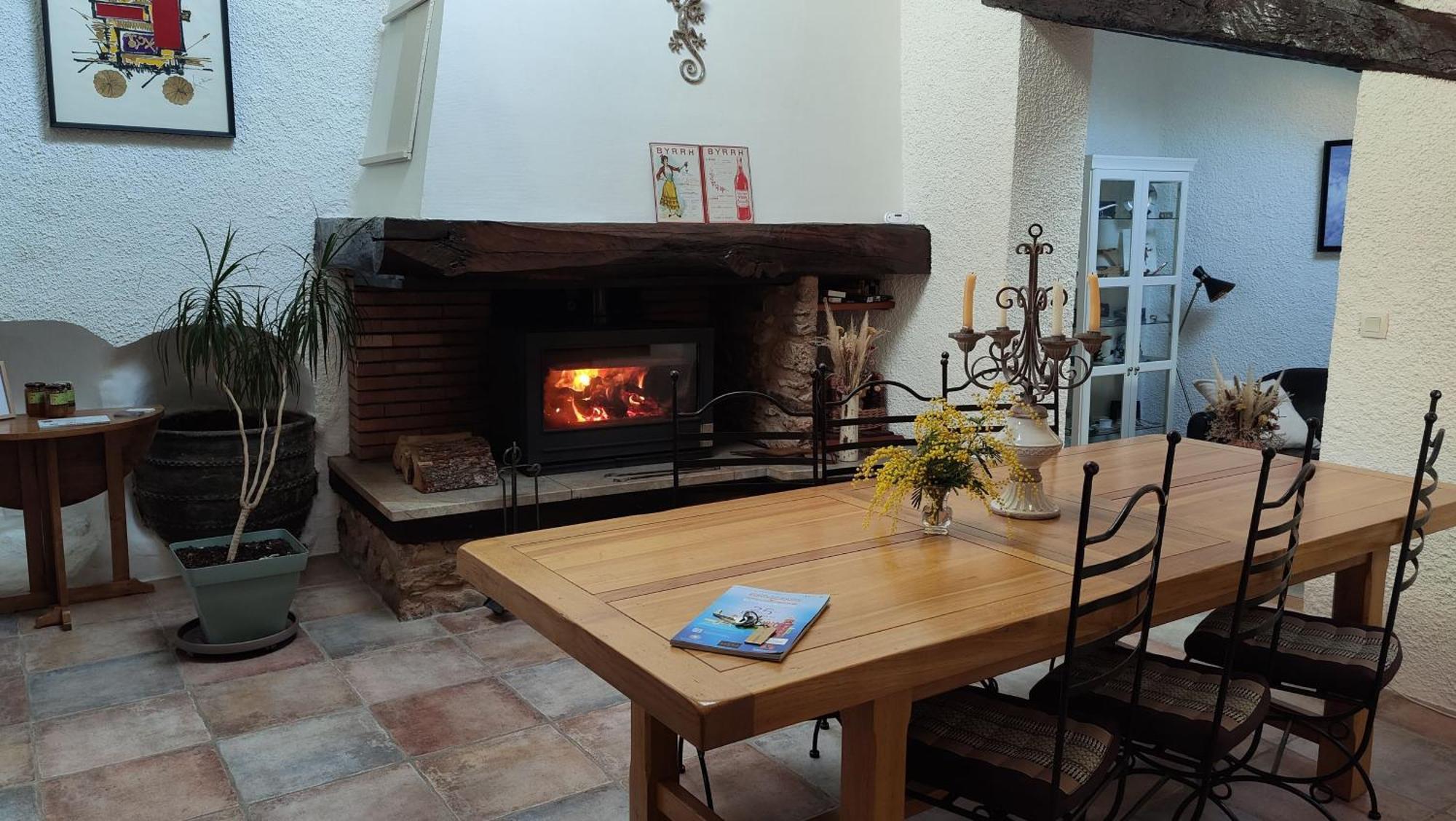 Mas Peu Del Causse Bed & Breakfast Thuir Exterior foto